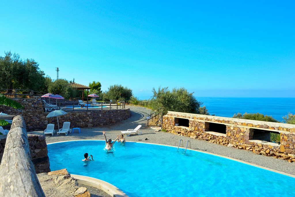 Agriturismo Santa Margherita Gioiosa Marea Exteriör bild
